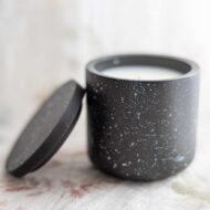 Βαζάκι πορσελάνης με κερί μαύρο